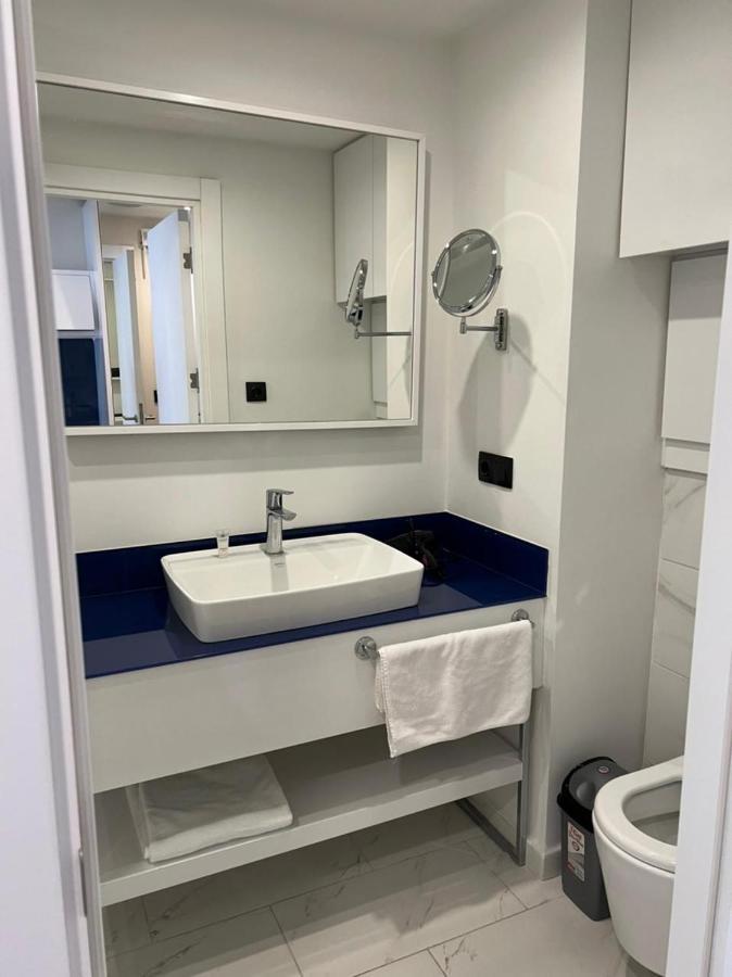 Orbi City Lux Apartment バトゥーミ エクステリア 写真