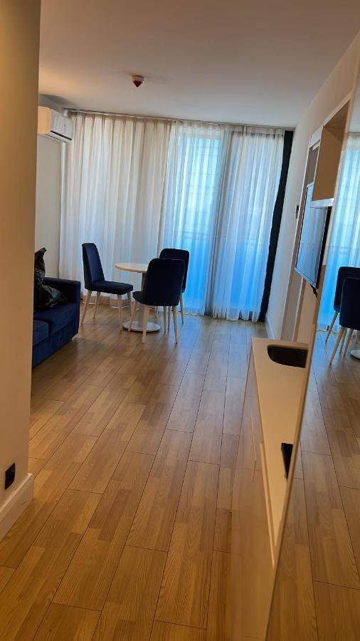 Orbi City Lux Apartment バトゥーミ エクステリア 写真