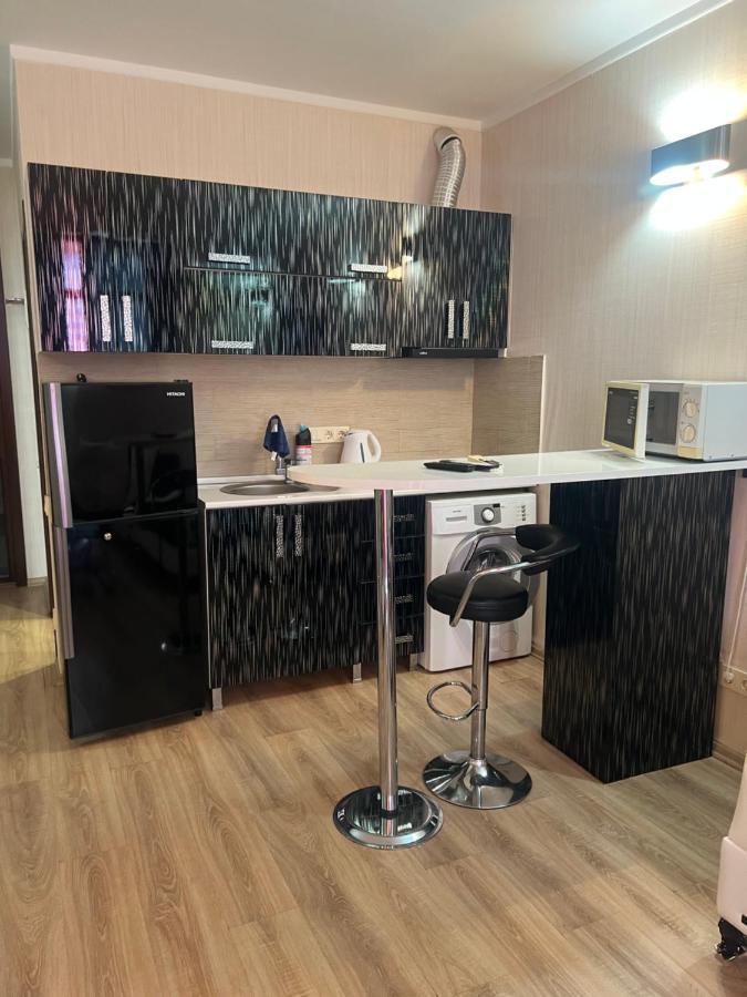 Orbi City Lux Apartment バトゥーミ エクステリア 写真